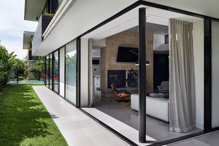 aluminuim sliding door